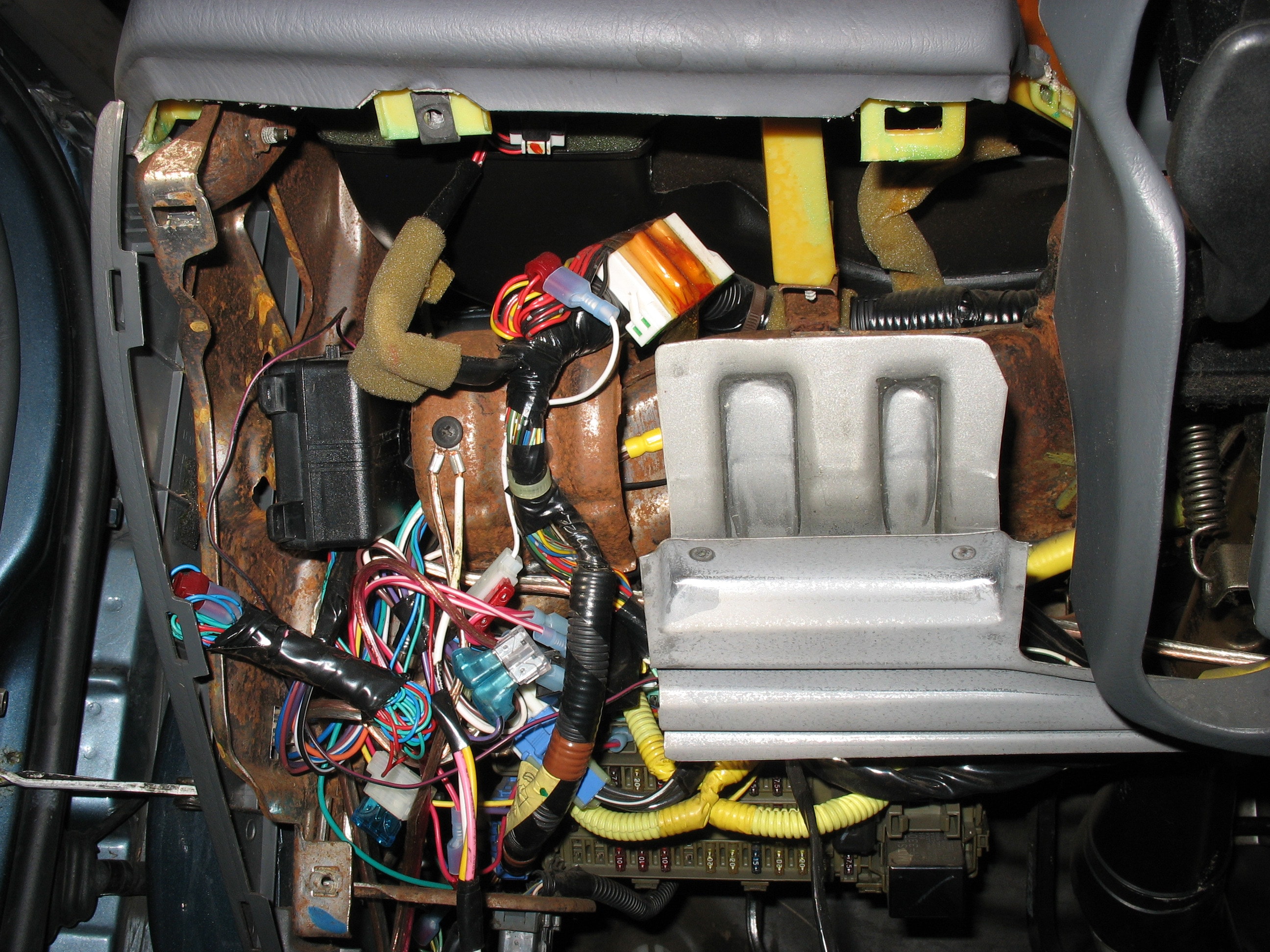 What's the best way to install a car alarm