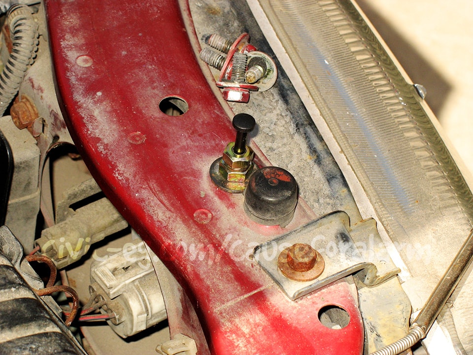 hood pin installed